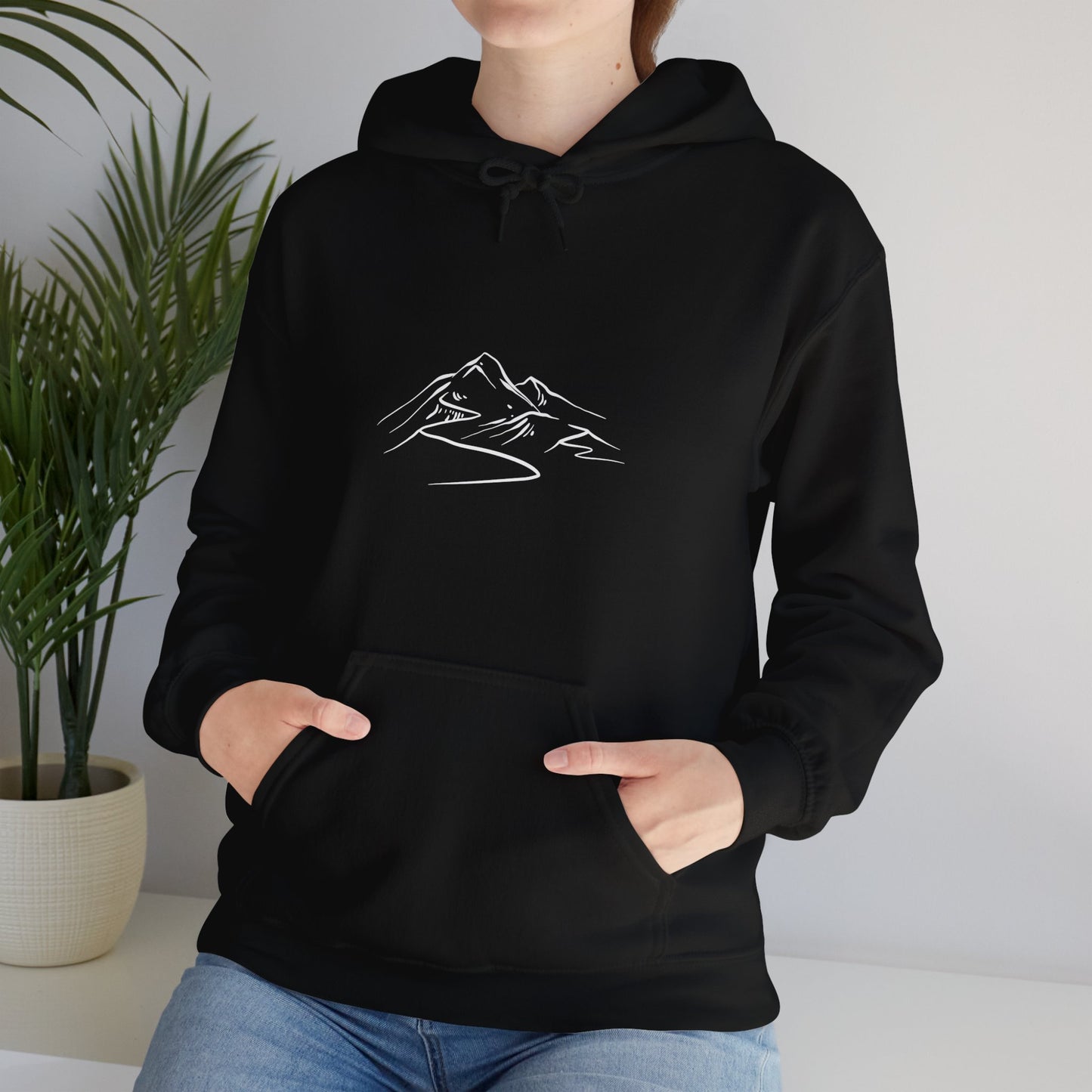 Montain line Unisex Heavy Blend™ Hooded Sweatshirt