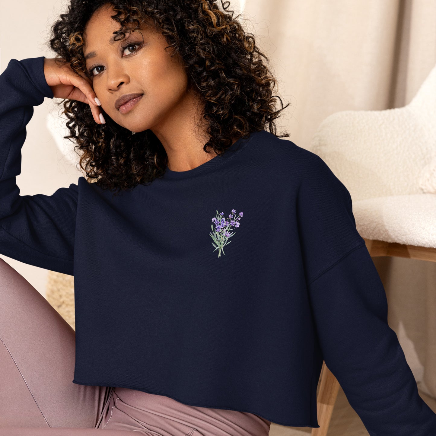 Lavender flowers Crop Sweatshirt